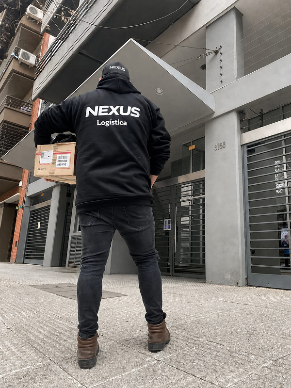 Distribución y logística de paquetes - Logística Nexus